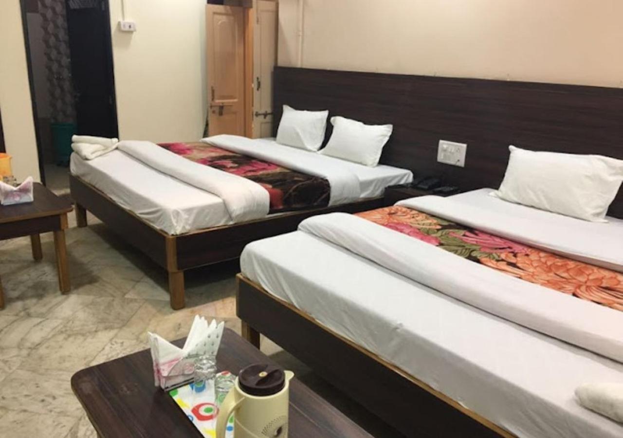 Liberty Guest House Waranasi Zewnętrze zdjęcie
