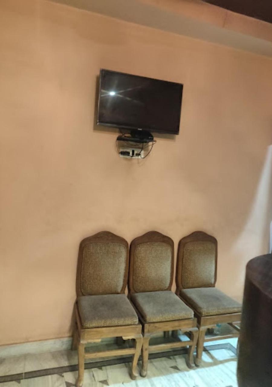 Liberty Guest House Waranasi Zewnętrze zdjęcie