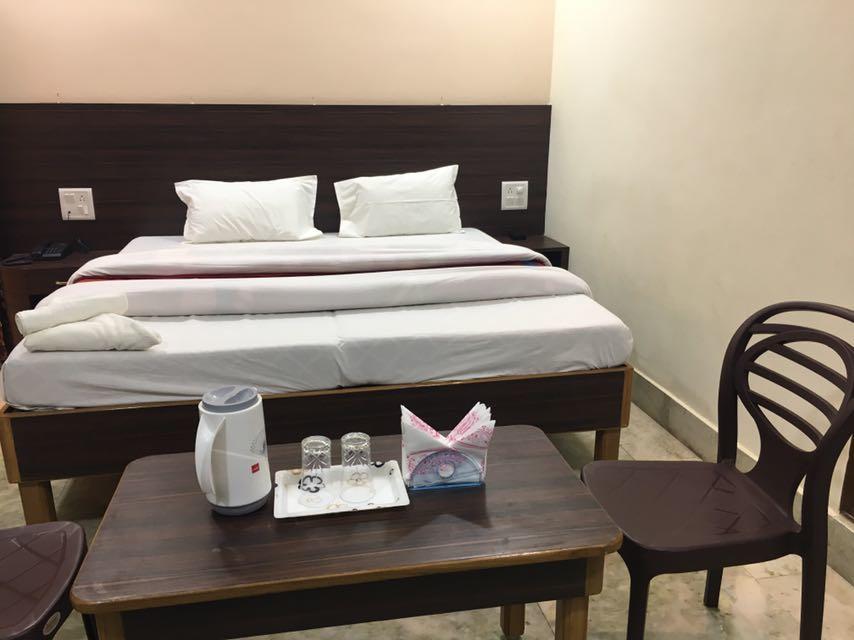 Liberty Guest House Waranasi Zewnętrze zdjęcie